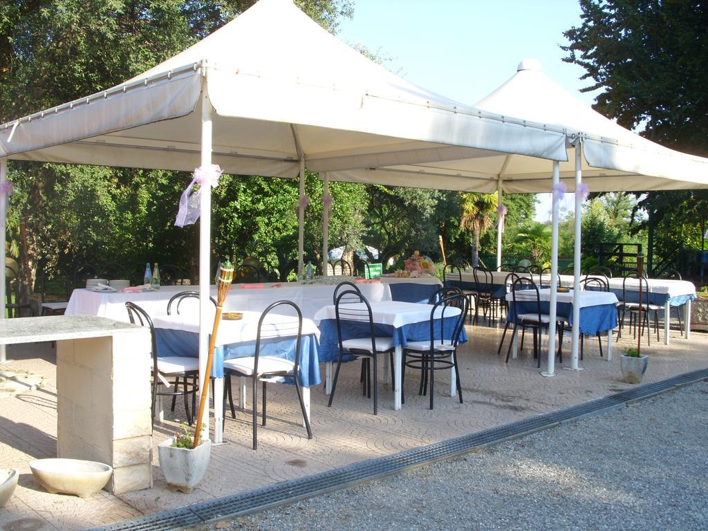 Al Castello Bed And Breakfast Cornate d'Adda Екстериор снимка