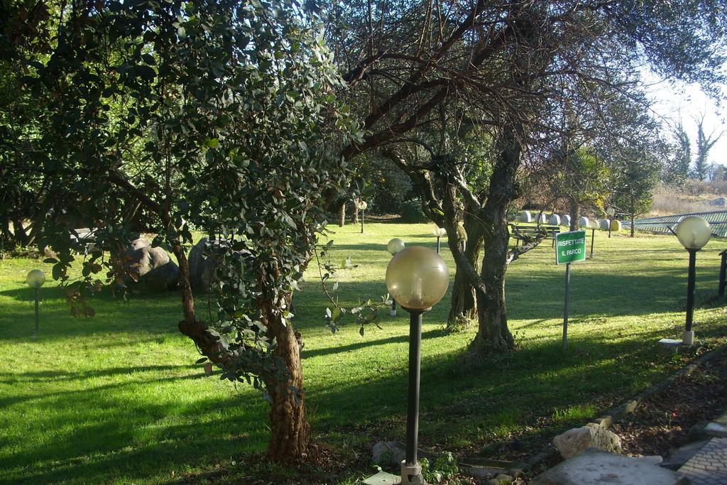 Al Castello Bed And Breakfast Cornate d'Adda Екстериор снимка