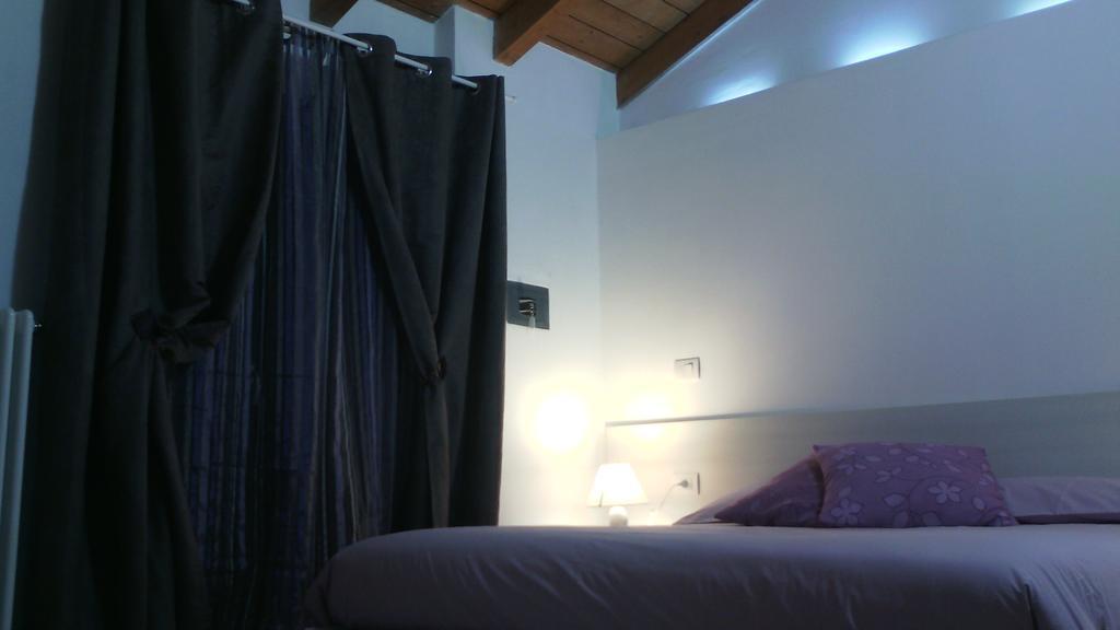 Al Castello Bed And Breakfast Cornate d'Adda Екстериор снимка